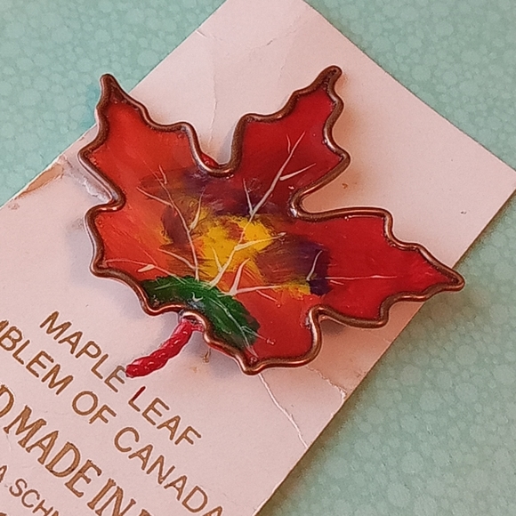 Vintage Designer Handcrafted Leaf Pin - Picture 2 of 3